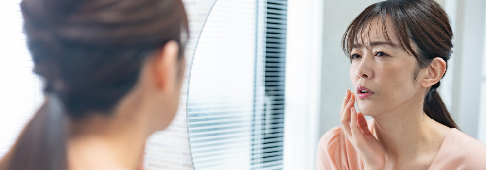 50代の肌に見られるくすみのタイプと原因